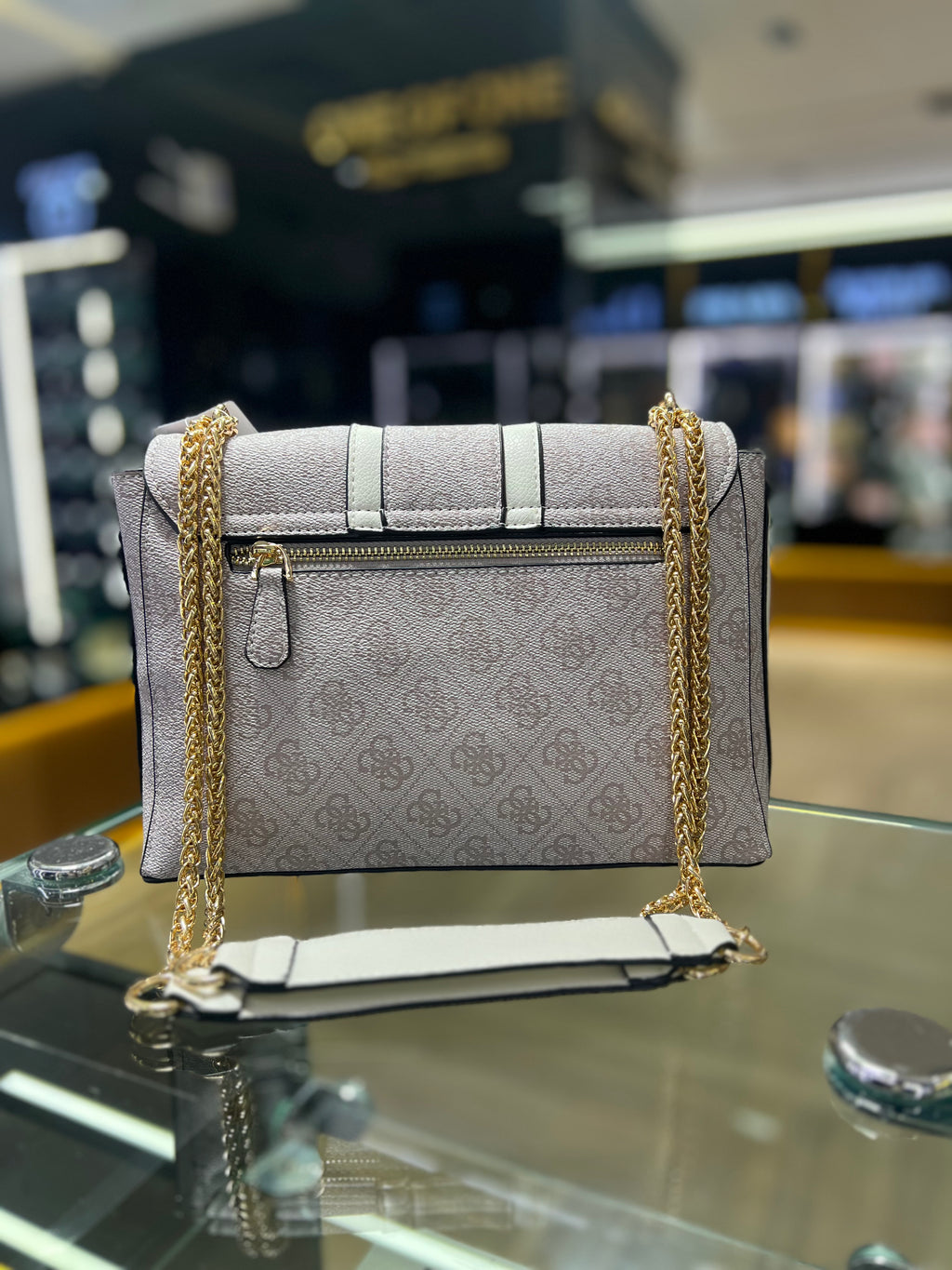 Guess Bag