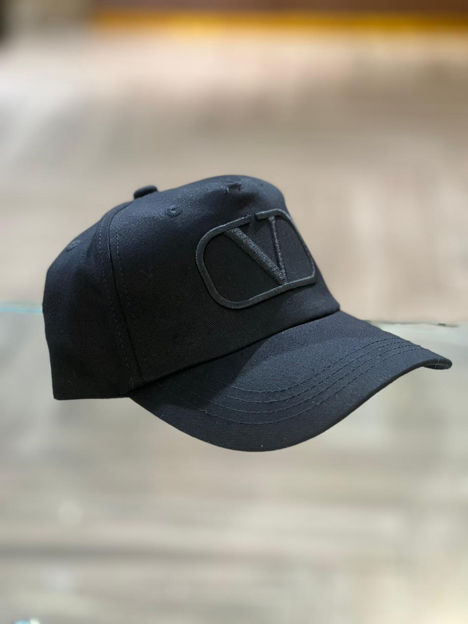 Valentino Garavani Black Cap